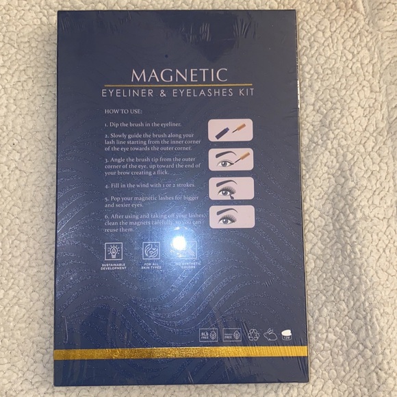 NEW Arishine Magnetic Eyeliner and Eyelashes Kit - Picture 3 of 4